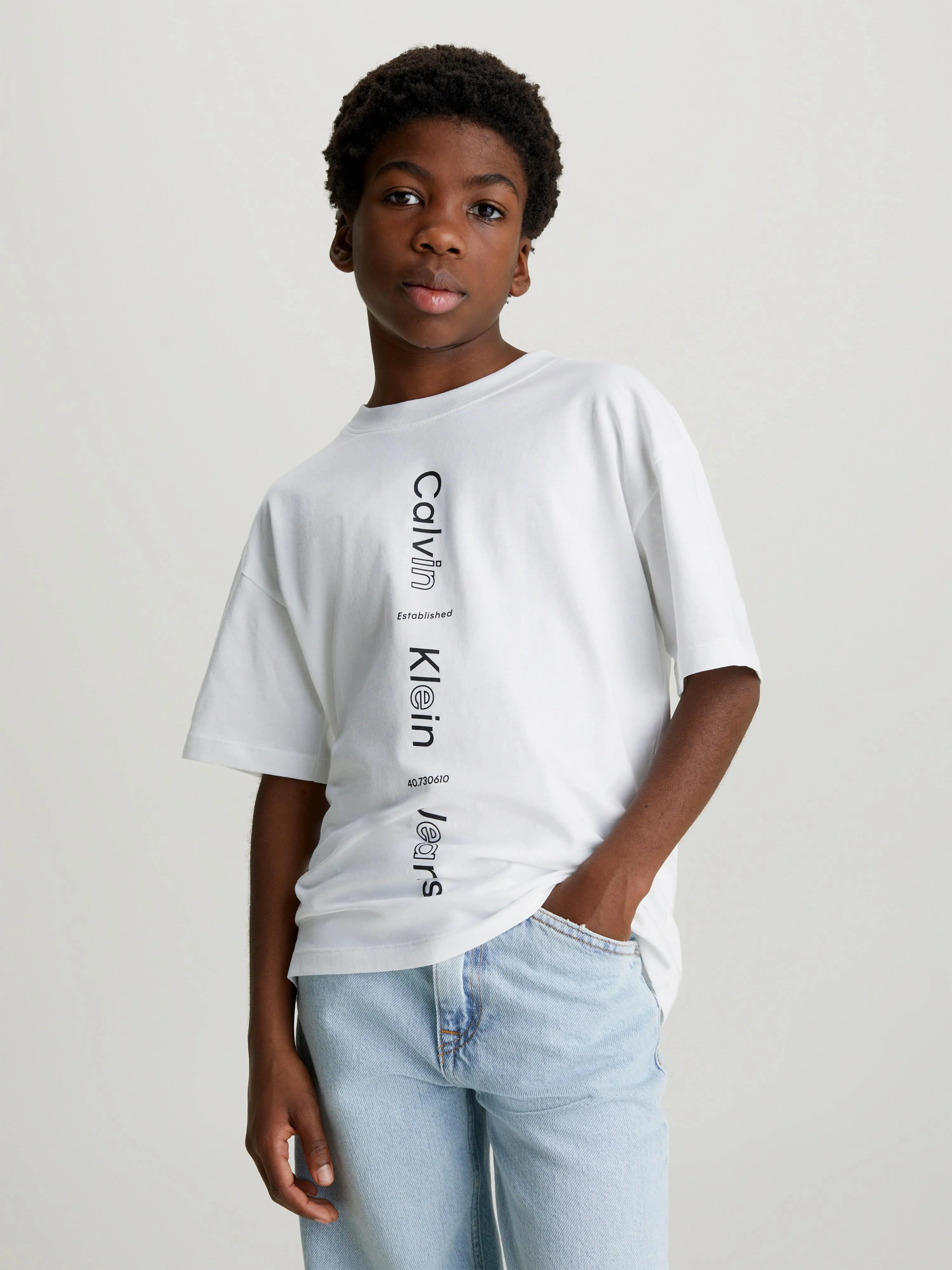 Calvin Klein Boys Maxi Logo Relaxed T-Shirt in White