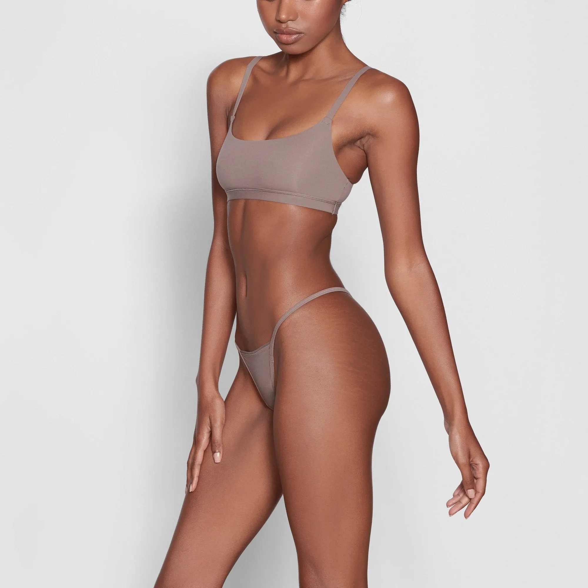 FITS EVERYBODY T STRING THONG | UMBER