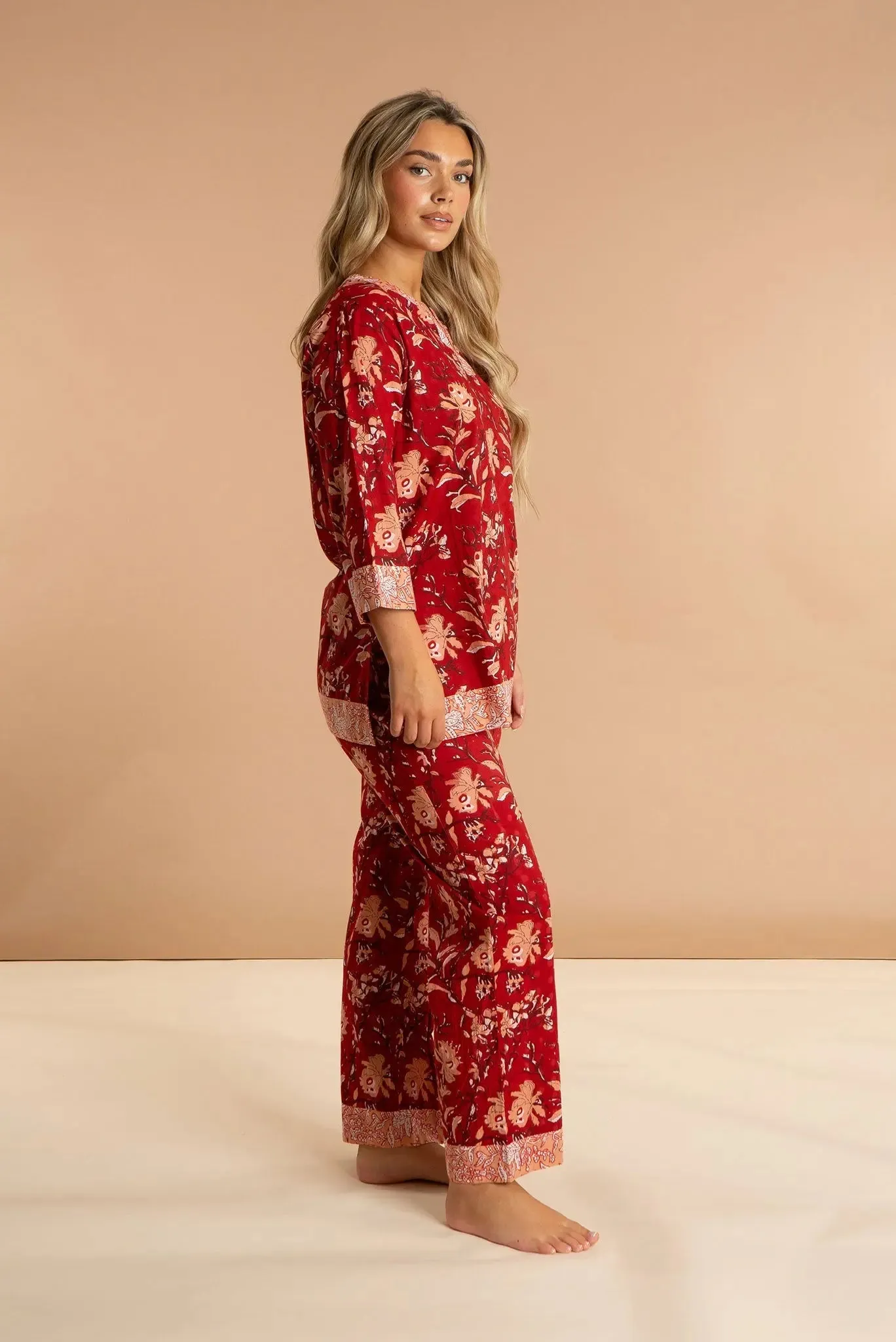 Red Rubra Women's Floral Cotton Pyjamas