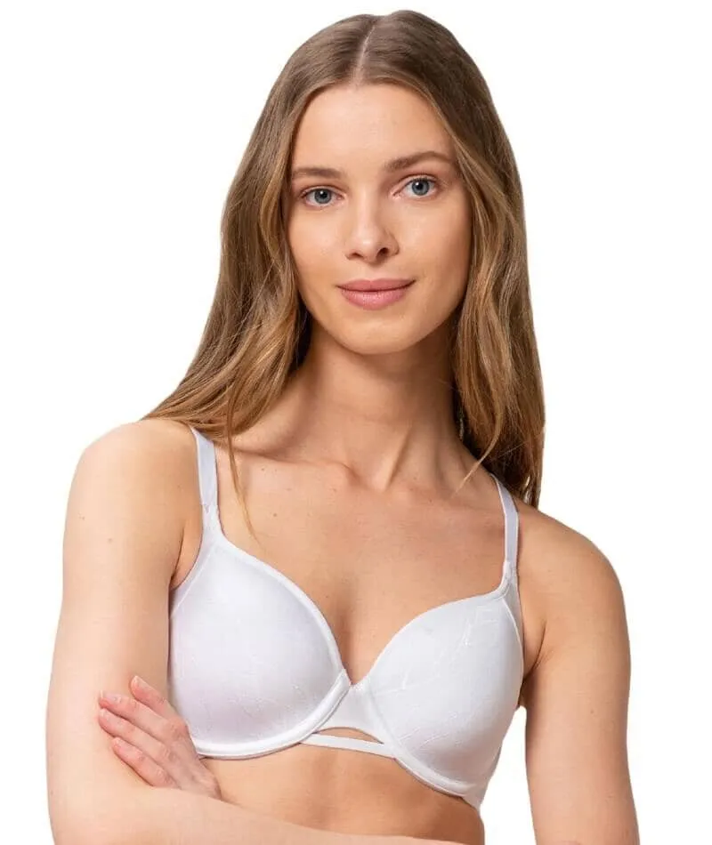 Triumph Airy Sensation Spacer T-Shirt Bra - White