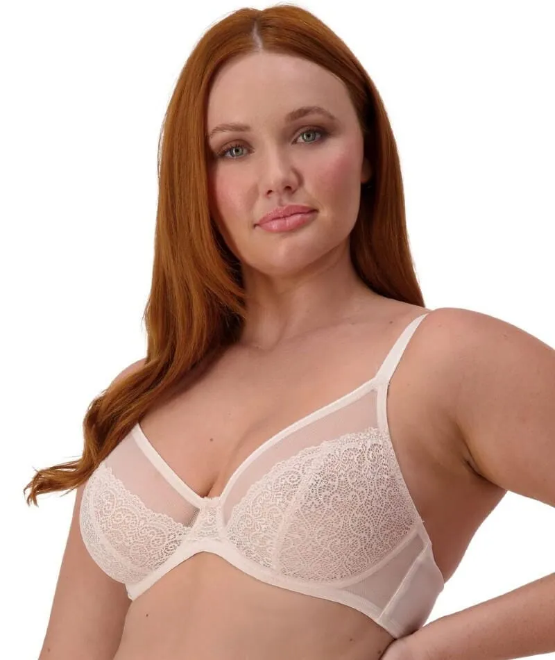 Triumph Sheer Minimizer Bra - Nude Pink