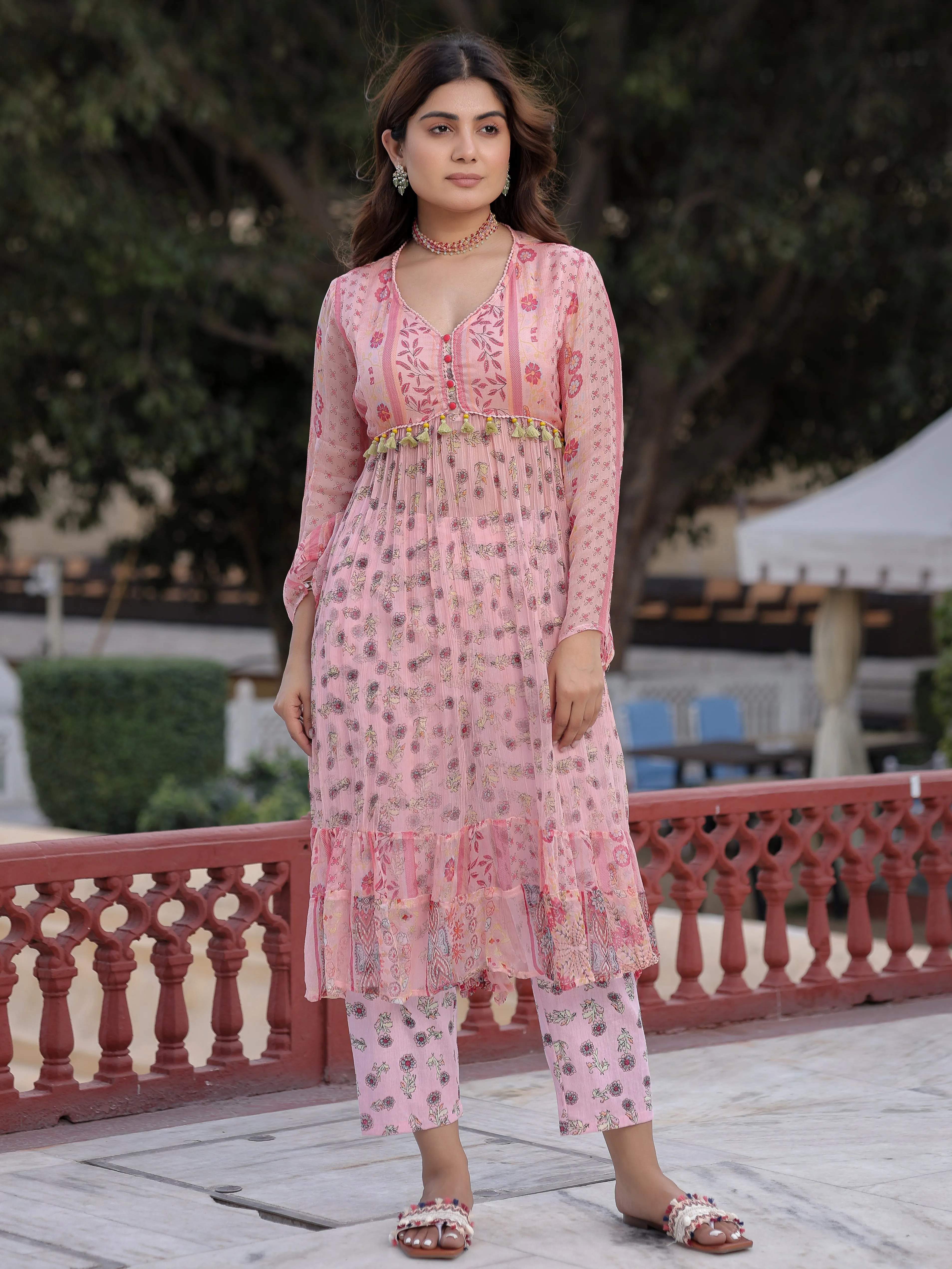 Women Peach Chiffon Floral Kurta Set