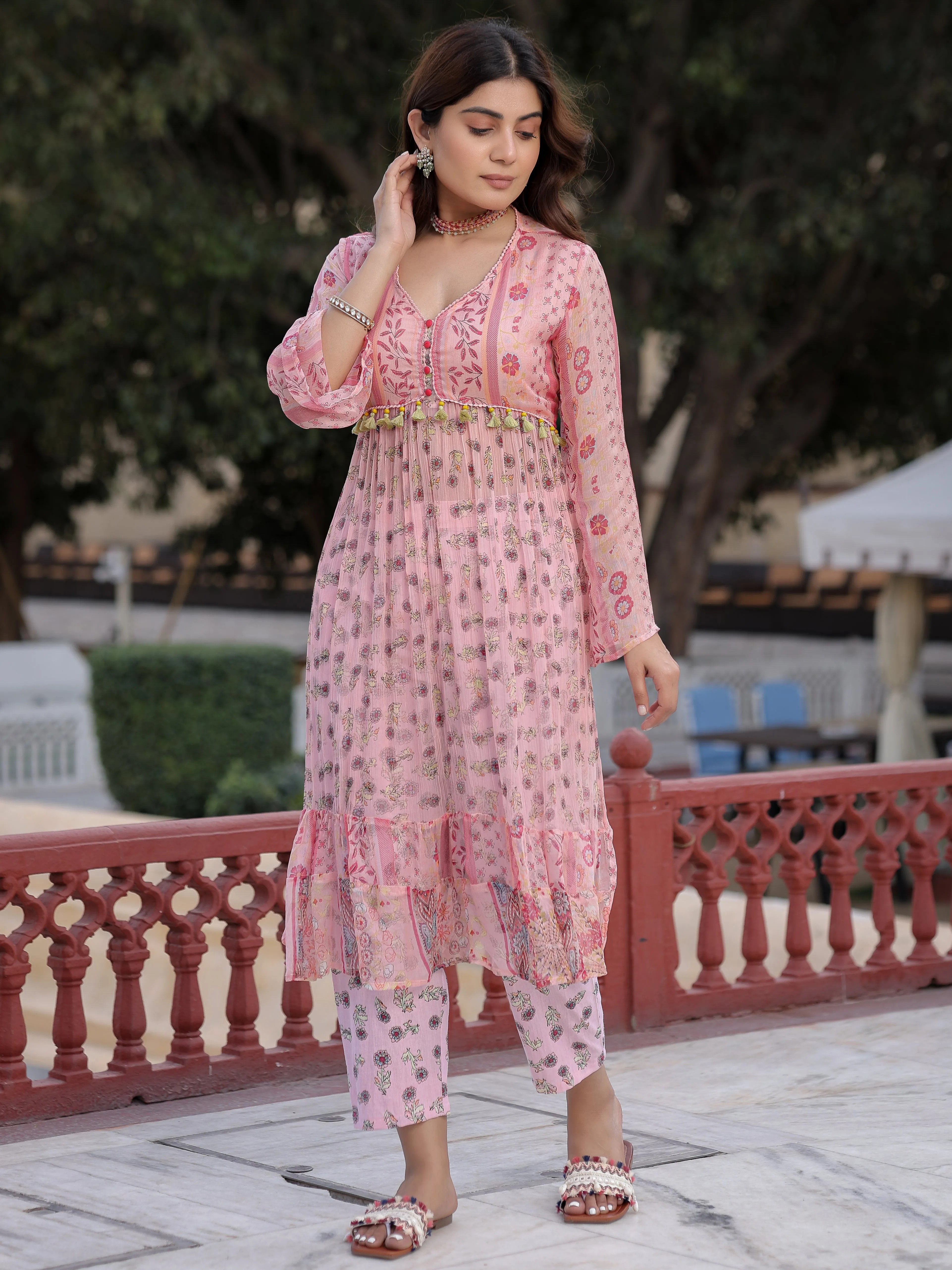 Women Peach Chiffon Floral Kurta Set